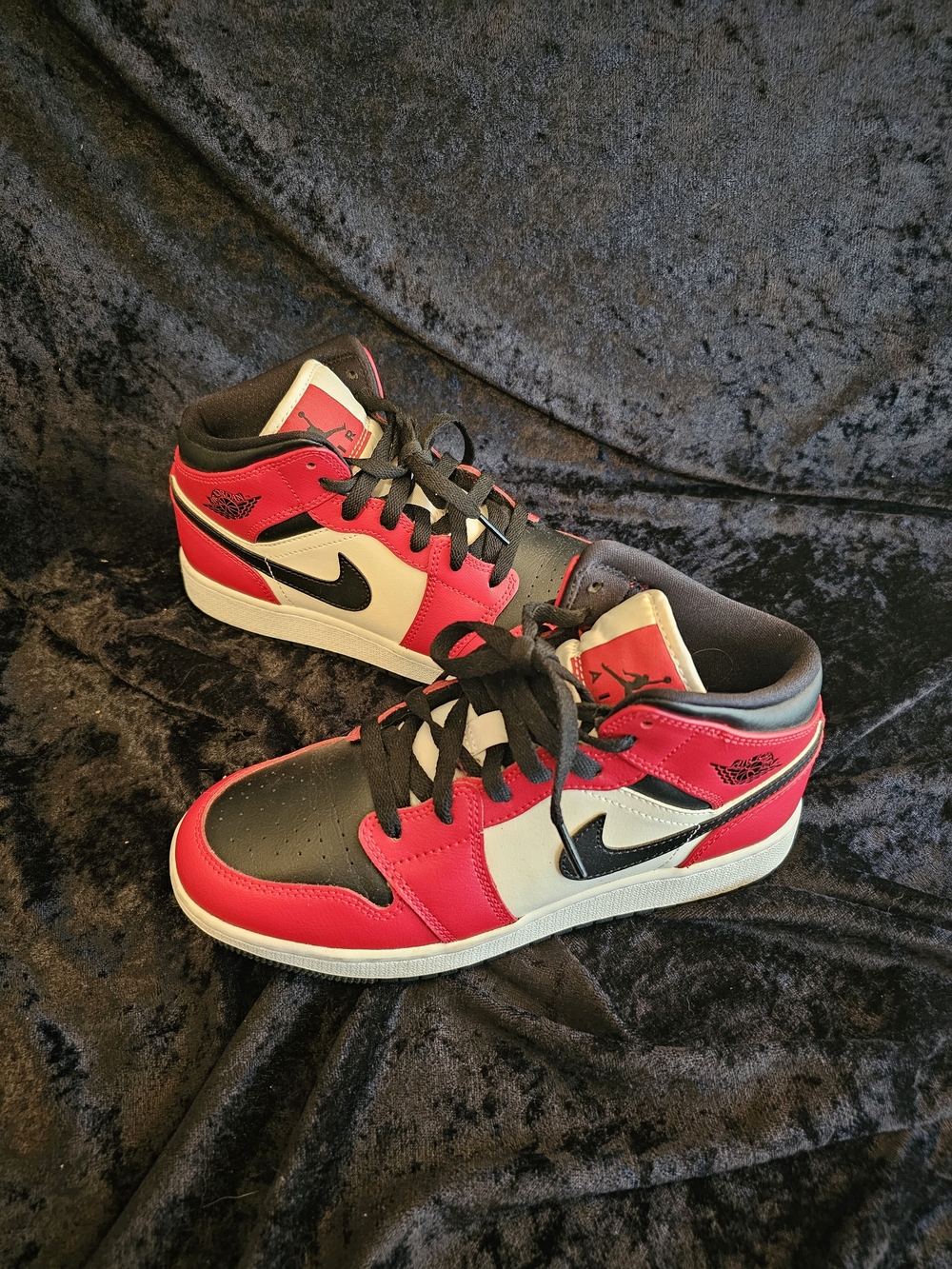 Nike Air Jordan 1 Mid GS Chicago Black Toe Youth 5Y